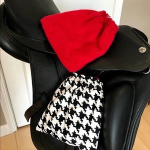 Handmade stirrup covers for English stirrup